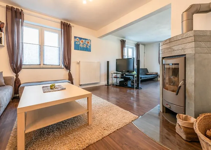 Ferienwohnung Fischach Апартаменты *